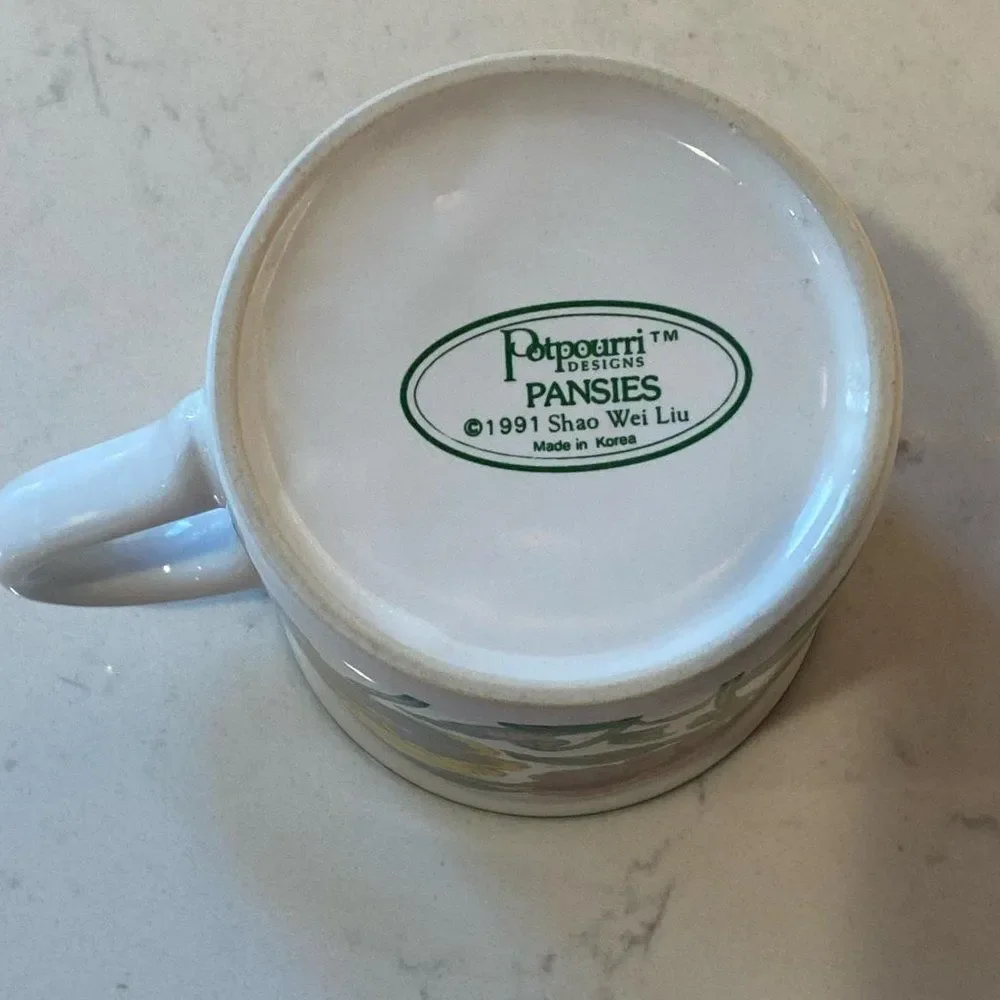 Vintage Rare Potpourri Designs Floral Pansies Coffee Mug 1991, 3.5